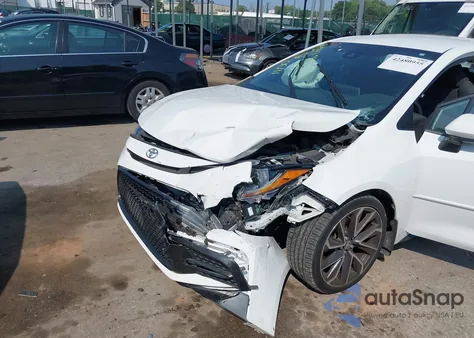 2020 Toyota Corolla Se z USA, uszkodzony, nr VIN 5YFS4RCE7LP010303
